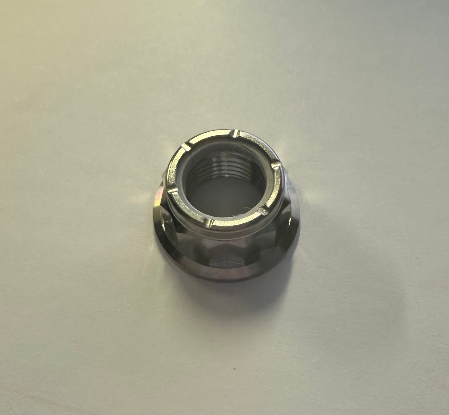 12pt Flange Nyloc Nut 9/16-unf