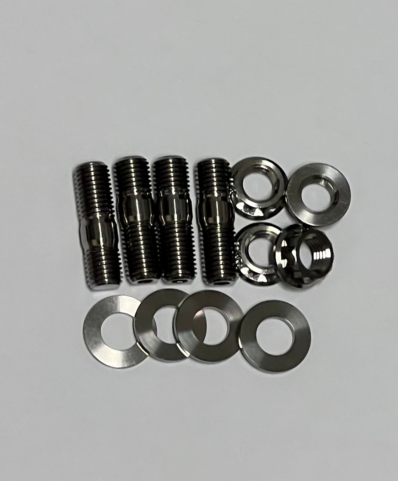 T6 or T4 Turbo Studs Kit